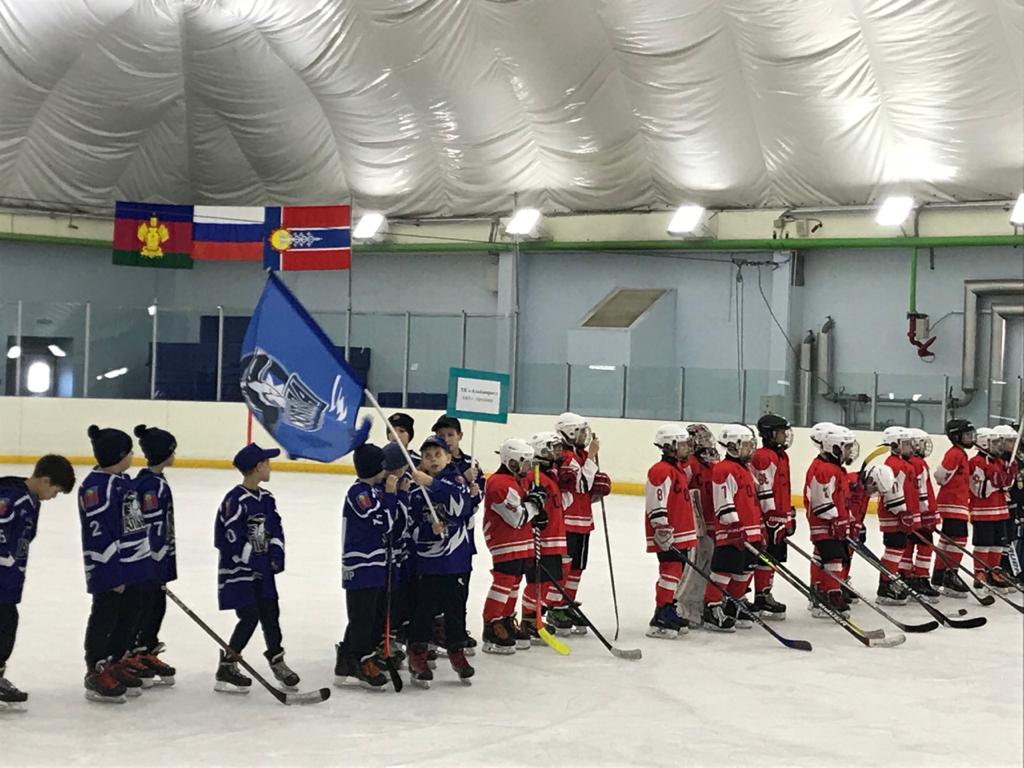 В Армавире проходит малый финал Первенства Краснодарского края по хоккею