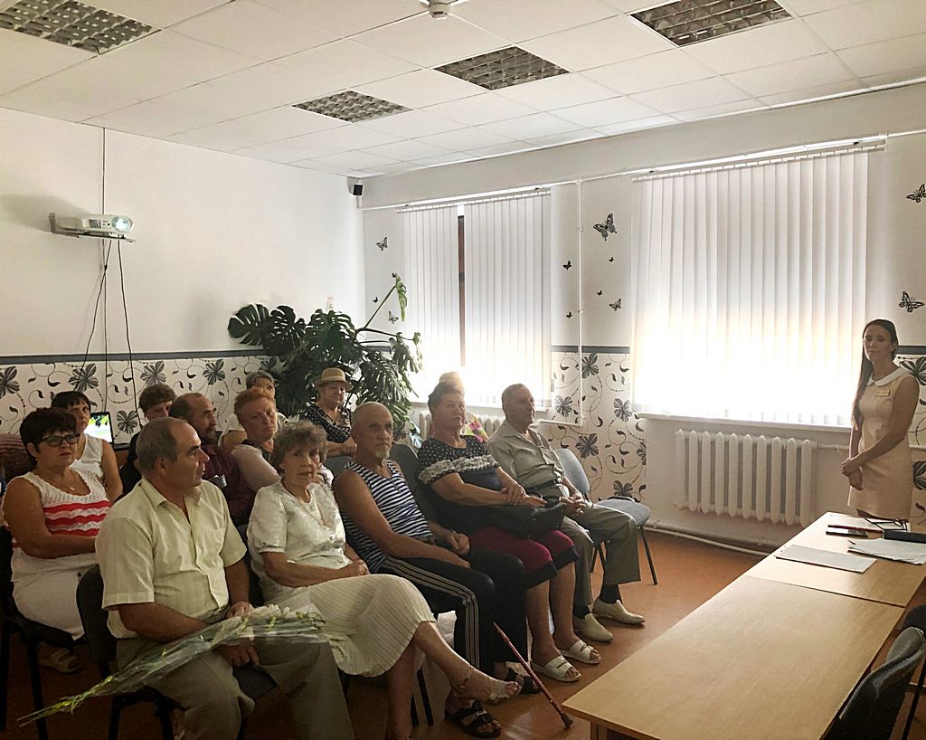 В Новокубанском центре реабилитации прошло занятие для родственников инвалидов 