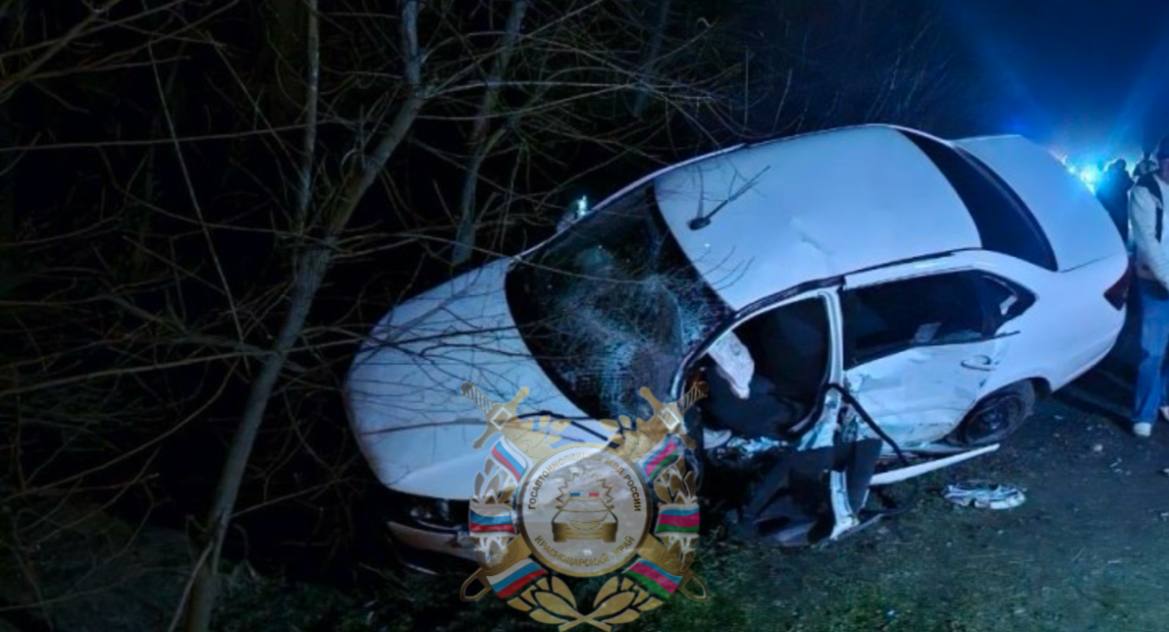 Водитель «Гранты» скончался после лобового столкновения с Mercedes на трассе «Армавир - Курганинск»