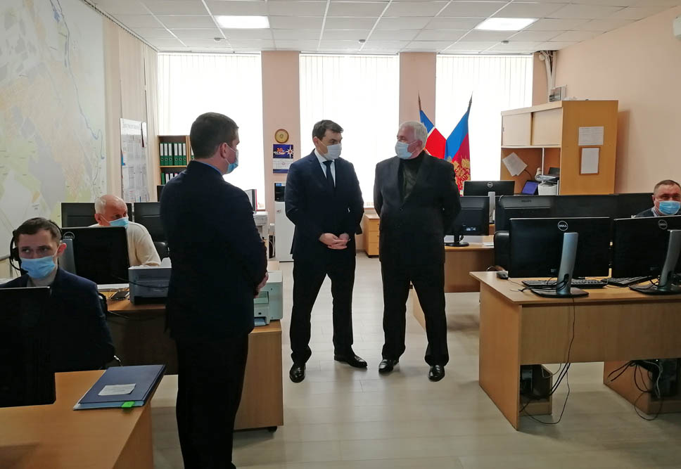 Министр ГО и ЧС Кубани проверил работу экстренных служб Армавира