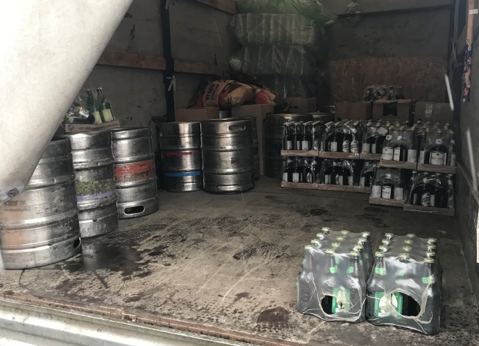 Житель Армавира незаконно пытался перевезти около 1500 литров пива 