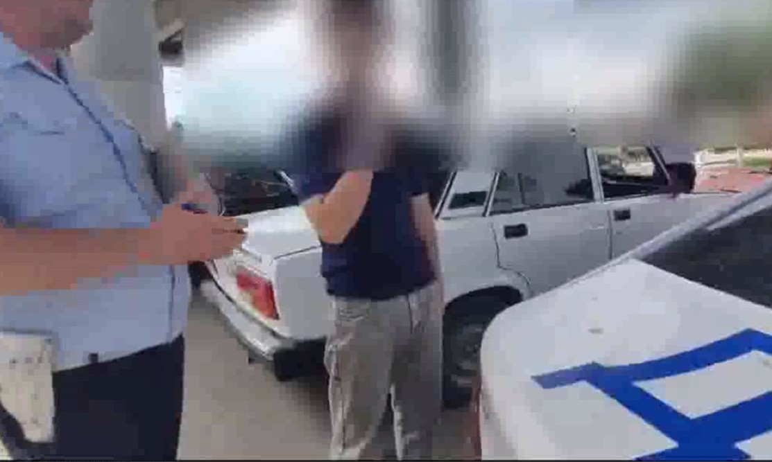 В Армавире 19-летний водитель «семерки» задержан полицейскими за езду без прав 