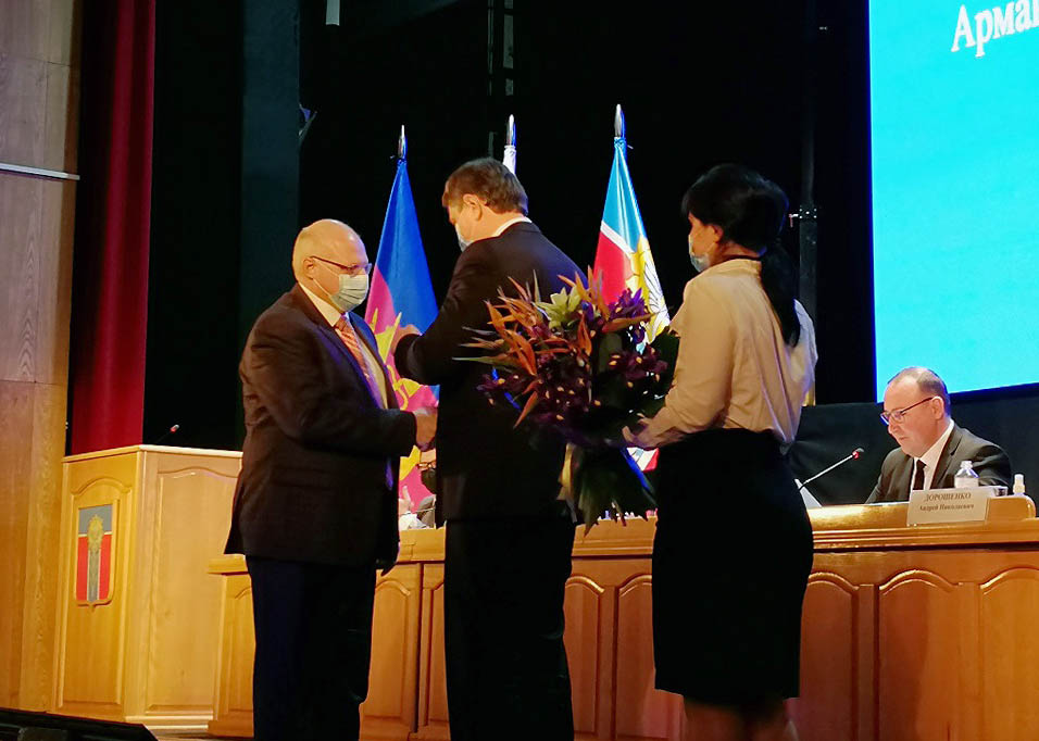 Глава Армавира удостоен медали «За заслуги перед Отечеством» II степени