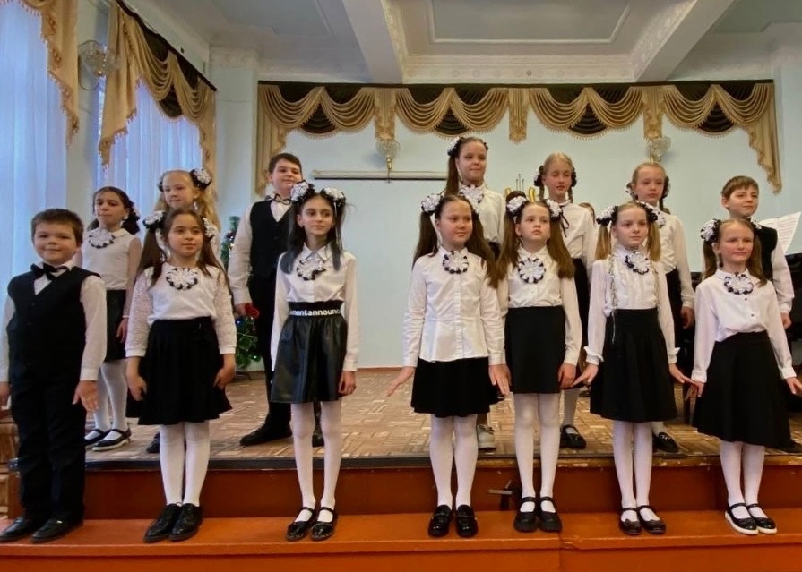 В Детской музыкальной школе Армавира прошёл традиционный праздник «Посвящение в юные музыканты» 