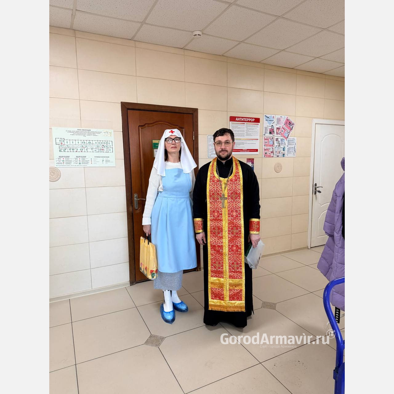 В Армавире сестры милосердия оказали помощь пациентам городской больницы