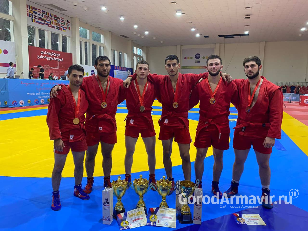 Спортсмены Армавира привезли 4 золотые медали с Международного турнира по самбо