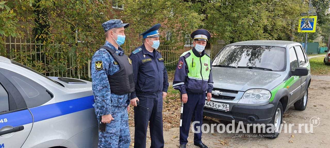Во время рейда приставов и автоинспекторов в Армавире было арестовано 2 автомобиля 