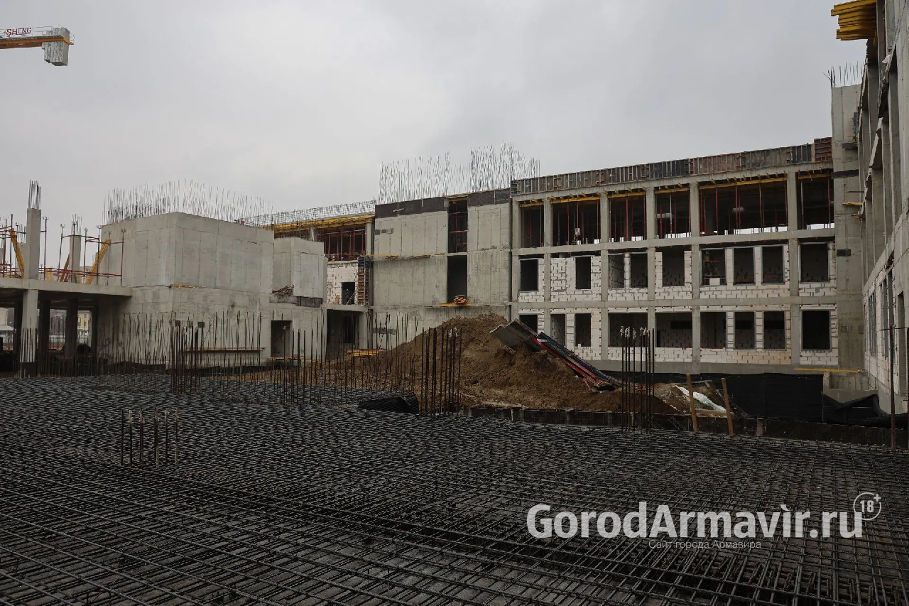 На 35% выполнены работы на стройплощадке новой школы на улице Заполярной в Армавире 