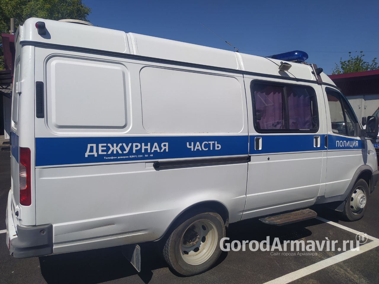 Мошенники за 3 дня обманули 4 таксистов в Армавире