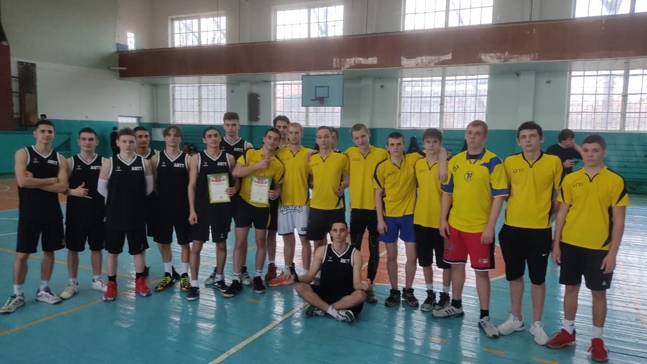 В Армавире команда АМТТ заняла 1 место на соревнованиях по баскетболу 