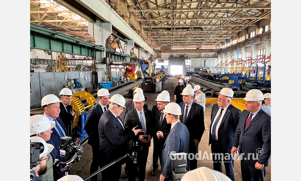 В Армавире Юрий Бурлачко посетил Завод стальных конструкций «Кубань»