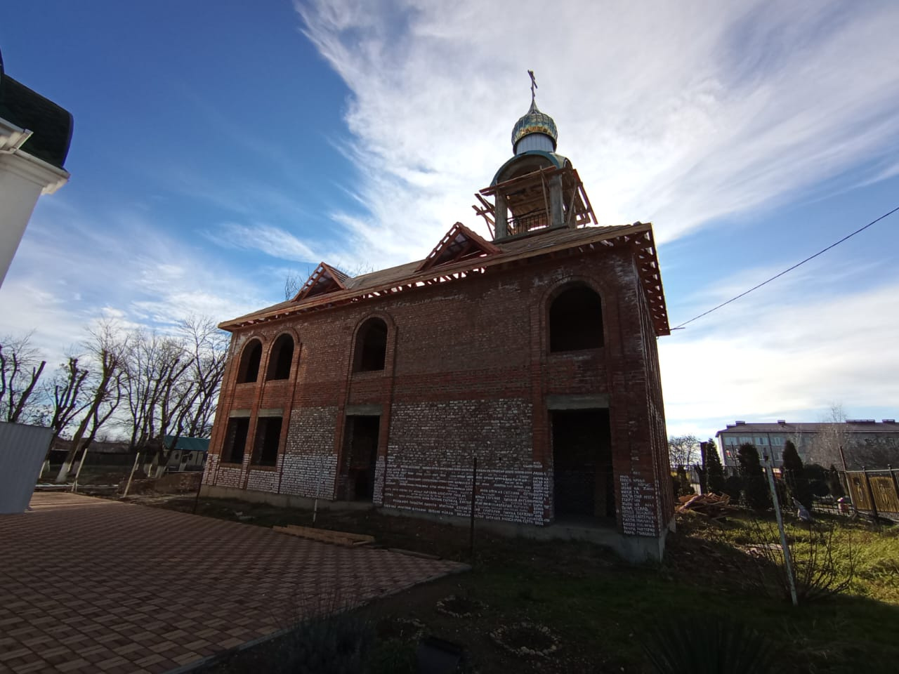 В Армавире продолжается строительство Храма святителя и чудотворца Спиридона Тримифунтского