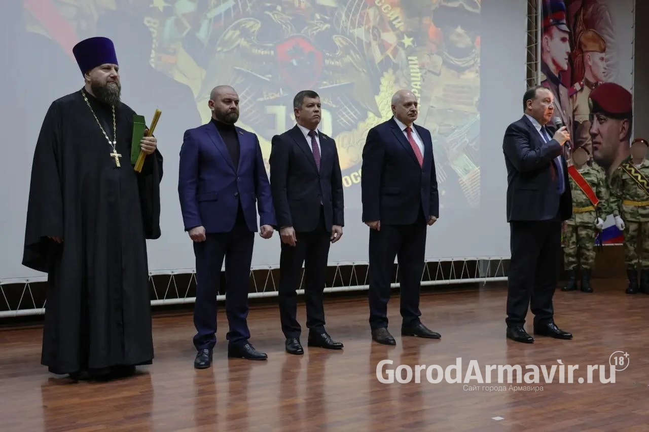 Андрей Харченко поздравил бойцов Росгвардии с 10-летием со дня образования 