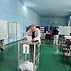 В Армавире на избирательном участке 0411 голосуют семьи с маленькими детьми