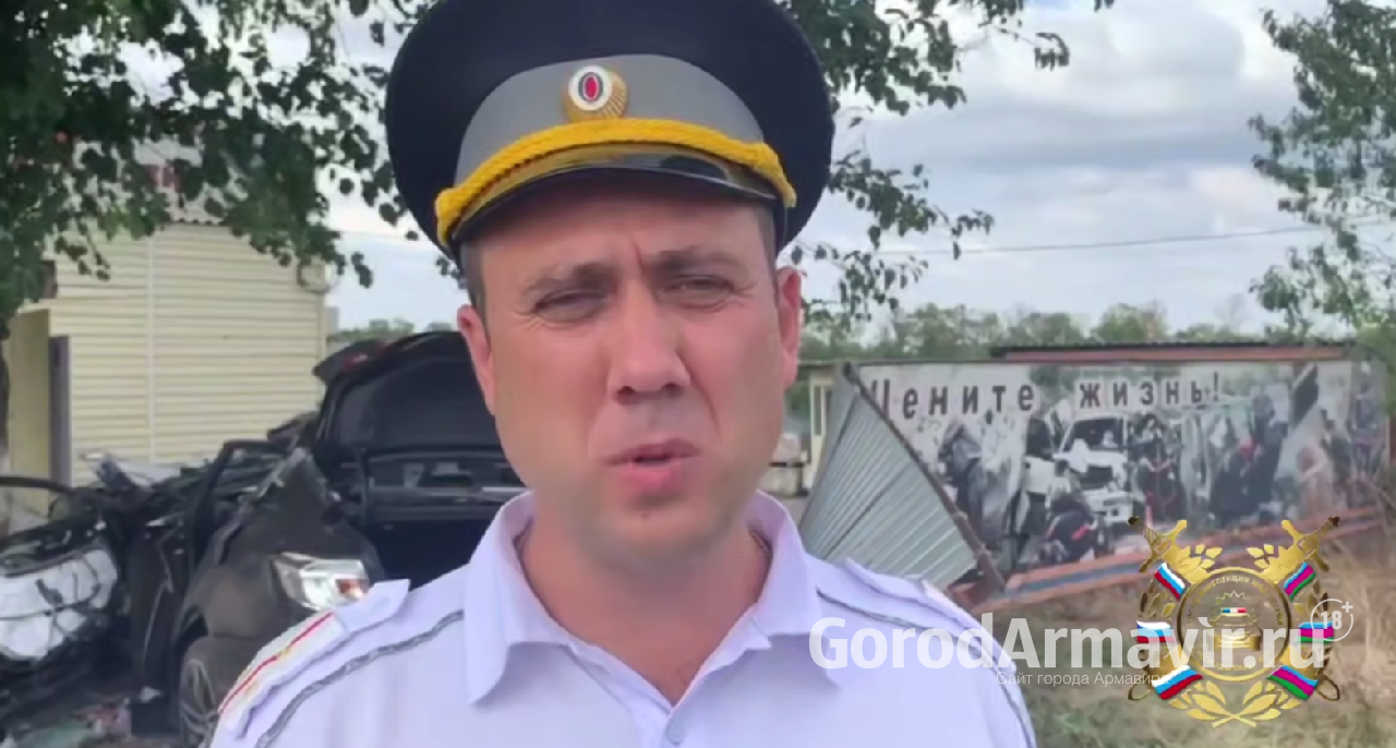 Водитель автомобиля Honda погиб в ДТП на трассе под Армавиром