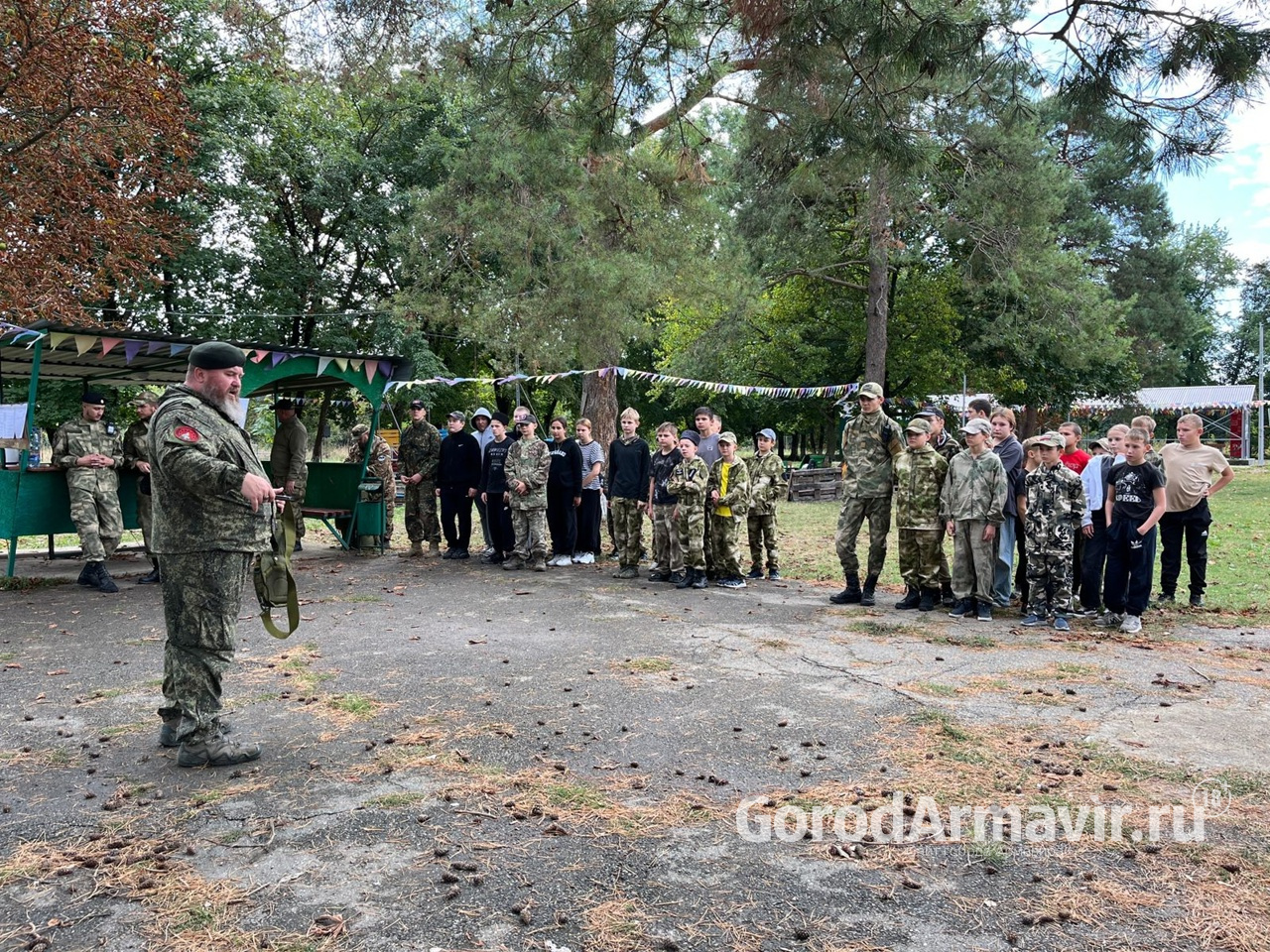 Курсанты КВПК "Гармата" из Армавира посетили военно-полевые сборы в станице Михайловской