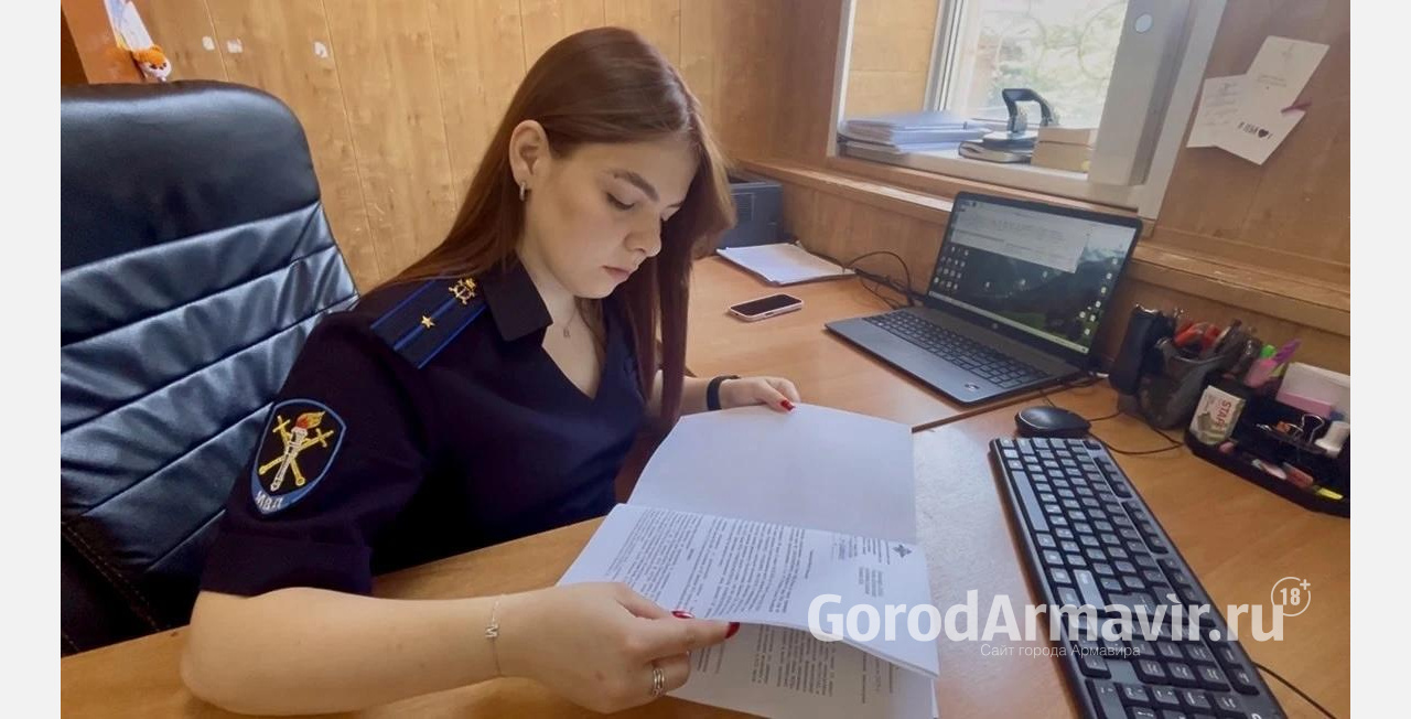 В Армавире мужчина для инсценировки самообороны порезал себя ножом 