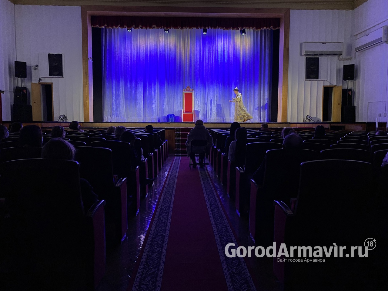 Театр драмы и комедии Армавира 1 декабря возобновит свою работу 