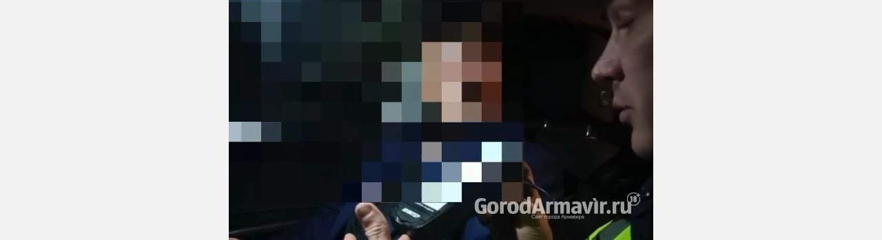 Водитель BMW устроил погоню с автоинспекторами Армавира и попал на видео 