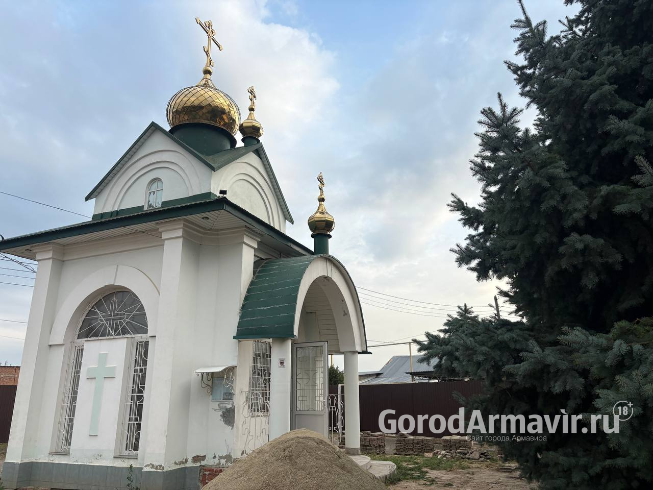 В Армавире продолжаются работы по реставрации двух часовен