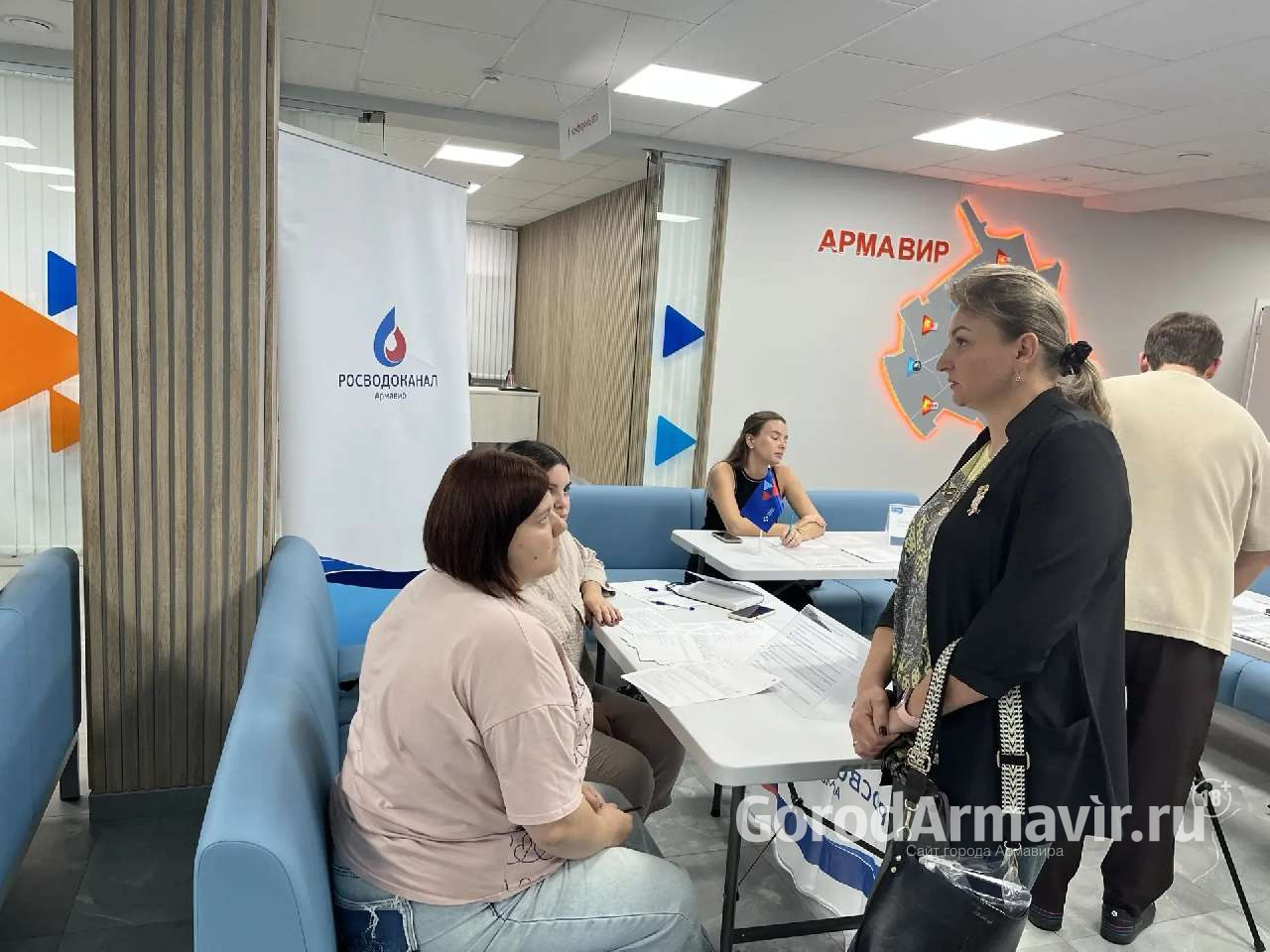 В Армавире около 10 работодателей представили более 200 вакансий