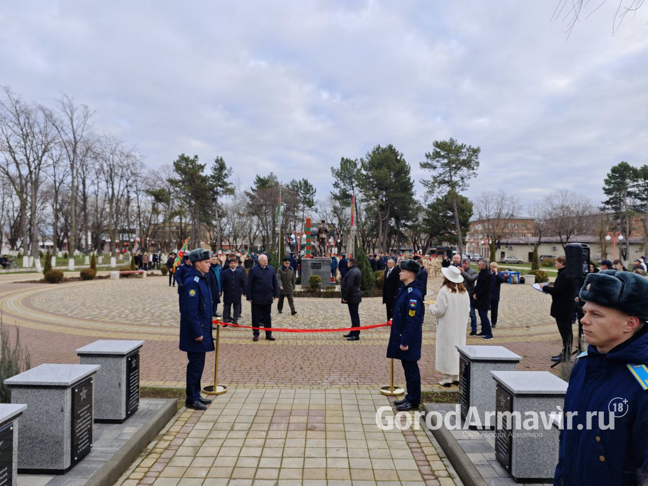 В Армавире прошло открытие обелисков в Сквере воинов - пограничников