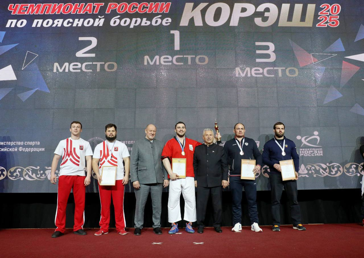 Владимир Аладжиев из Армавира стал призером Чемпионата России по борьбе корэш