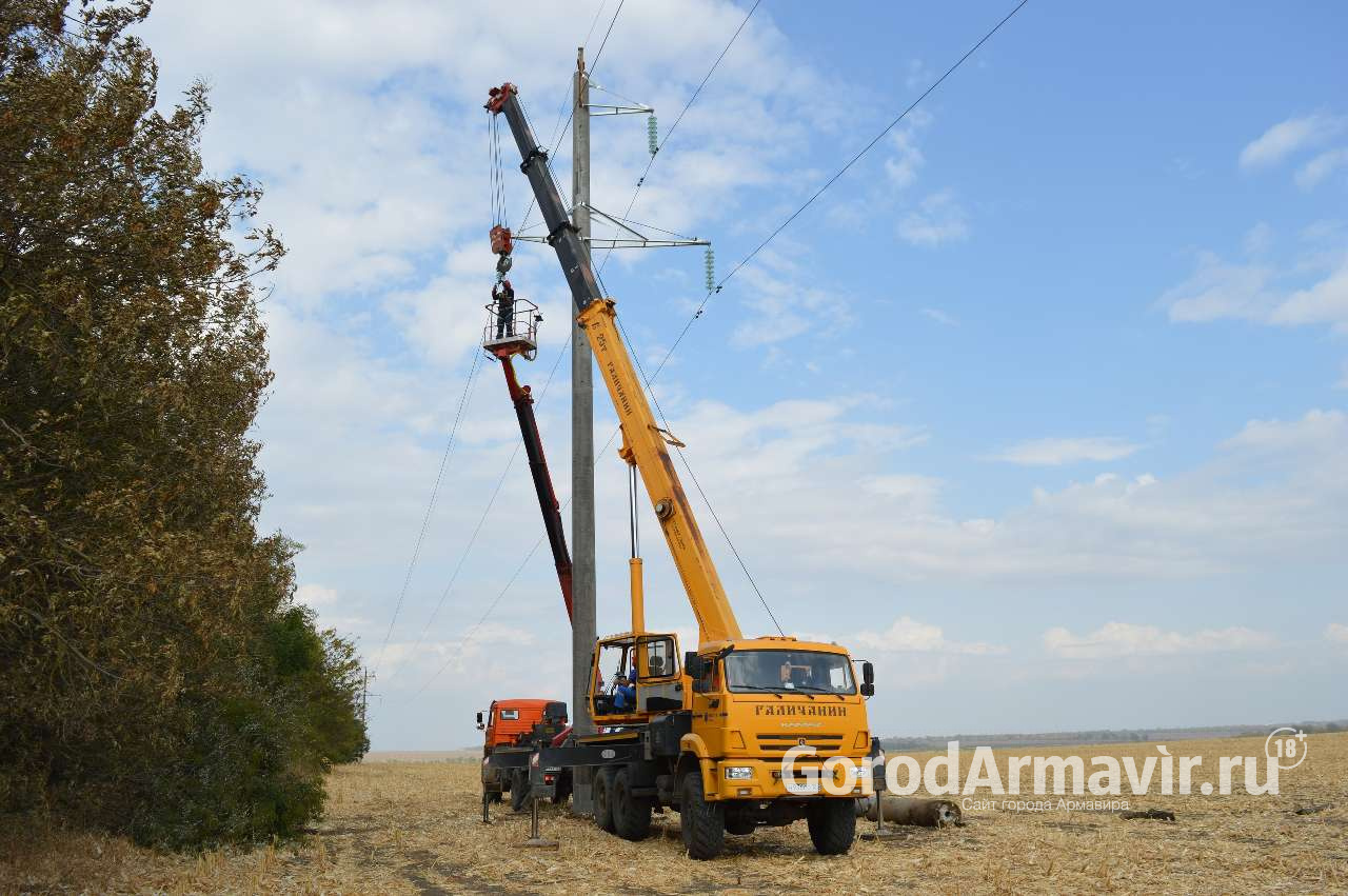 «Россети Кубань» завершает подготовку электросетей к зиме в армавирском энергорайоне