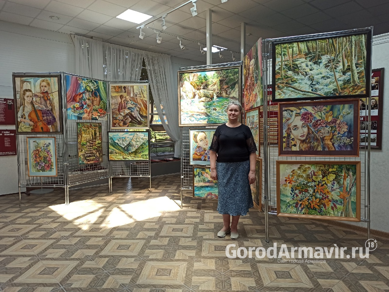 В Армавире открылась персональная выставка Людмилы Ореховой «Созерцание»
