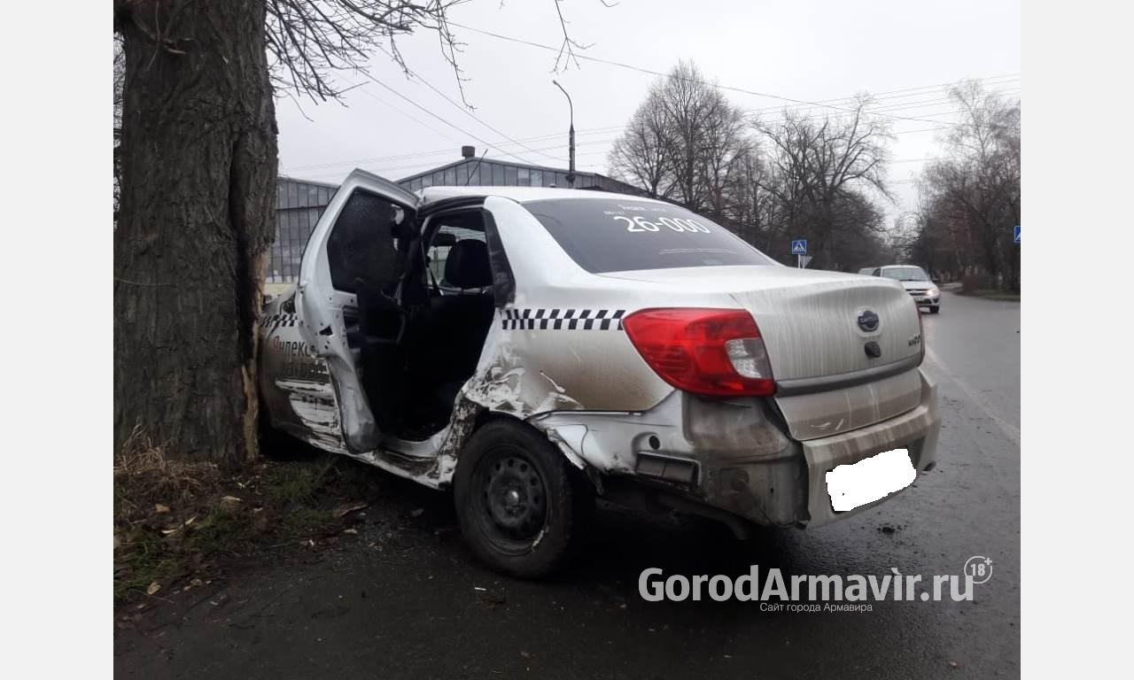Водитель в коме: три подростка попали в жёсткую аварию в Армавире 