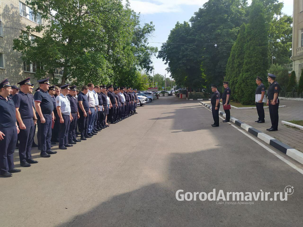В Армавире двое подростков находились на улице после 22:00 без родителей 