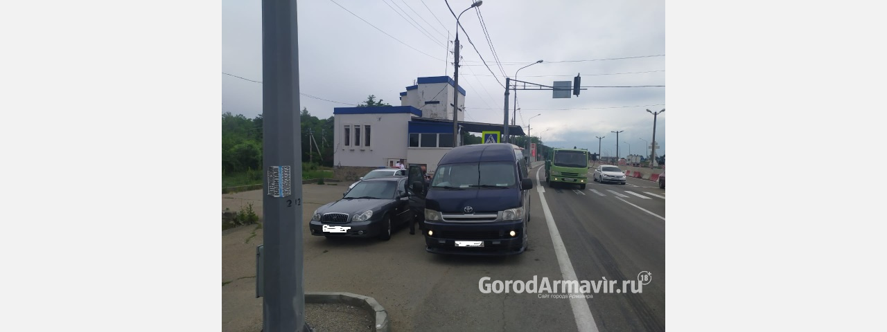 Автоинспекторы задержали нелегально перевозившего пассажиров в Армавир водителя 