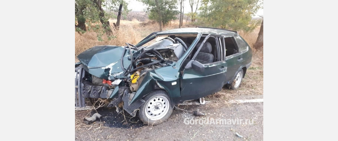 Автоинспекторы выяснили обстоятельства ДТП с деревом в Новокубанском районе