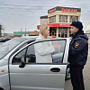 «Цветочный патруль» сотрудников ГИБДД и службы судебных приставов вышел на улицы Армавира