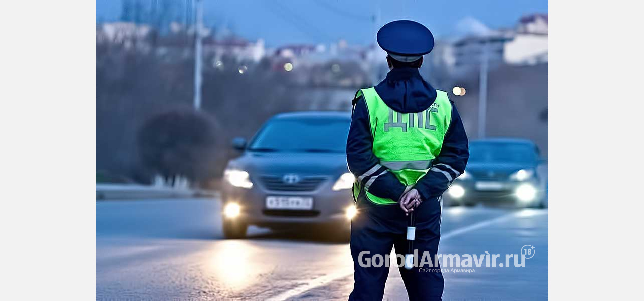 В Армавире 16 водителе наказаны за проезд на красный свет светофора 
