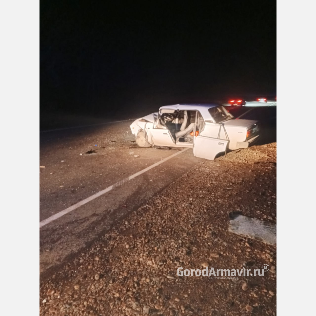 Спасатели Армавирского отряда оказали помощь троим пострадавшим в ДТП