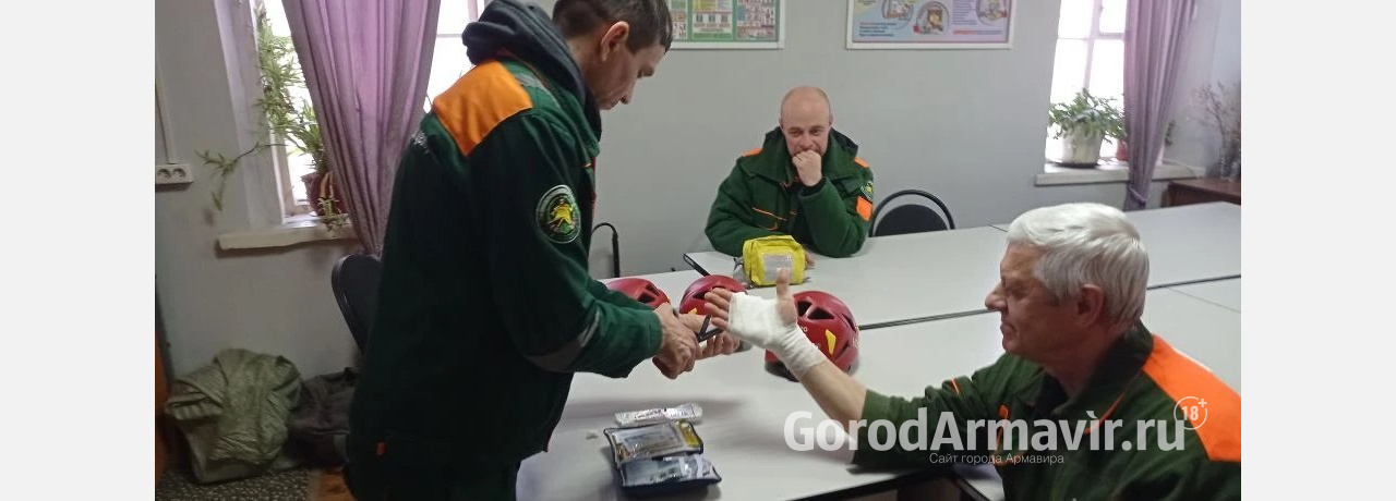 В Армавире прошли тактико‑специальные учения по тушению лесных пожаров 