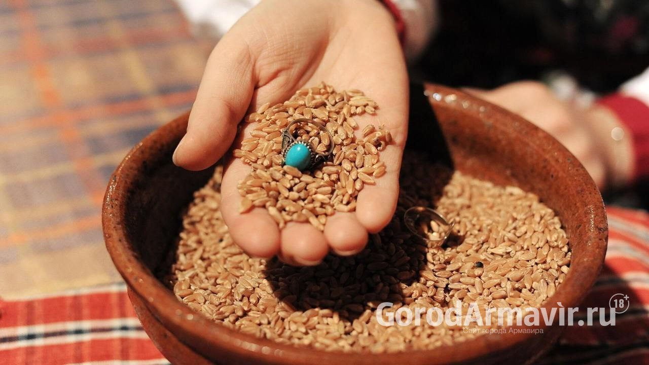 Епархия Армавира: иеромонах Макарий назвал святочные гадания обращением к бесам