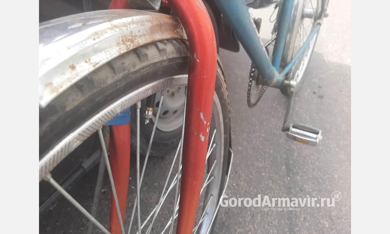 Водитель «шестерки» врезался в пенсионера на велосипеде в Армавире 