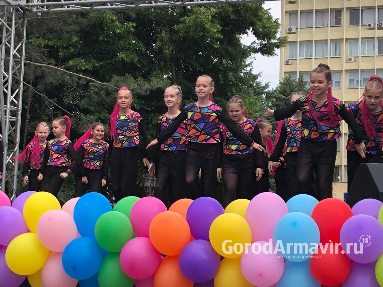 В Армавире торжественно открыли летнюю оздоровительную кампанию |  01.06.2024 | Армавир - БезФормата