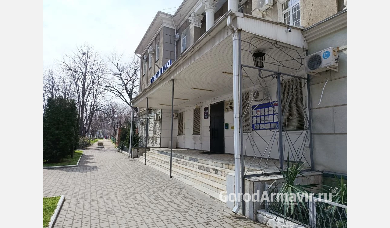 В Армавире братья похитили у студента с инвалидностью смартфон и 185 тыс руб 