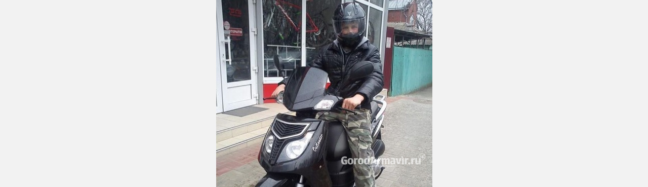В Армавире у водителя украли скутер по пути на работу 