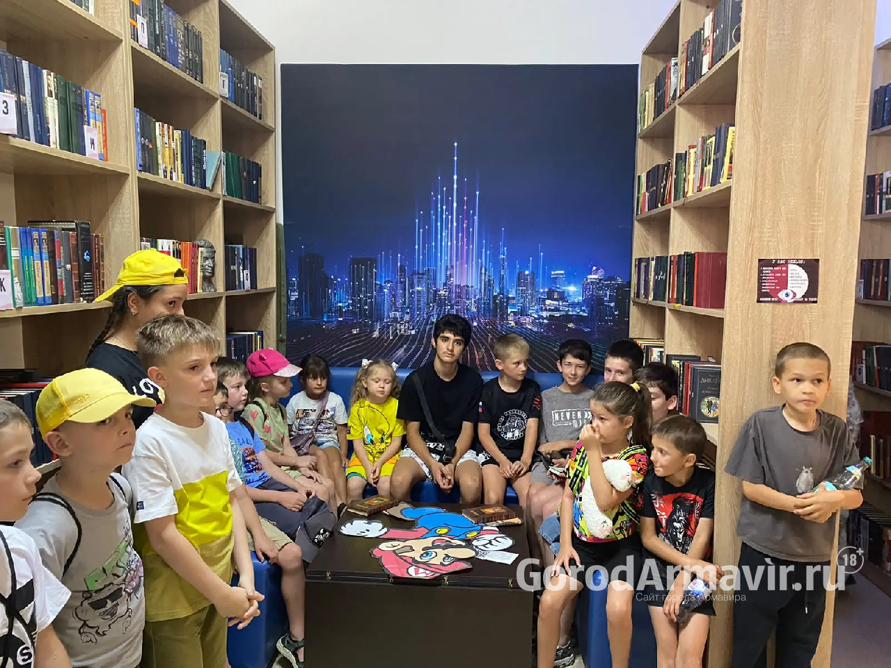 Участники Всероссийского фестиваля по шахматам посетили модельную  библиотеку Армавира 