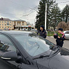 «Цветочный патруль» сотрудников ГИБДД и службы судебных приставов вышел на улицы Армавира