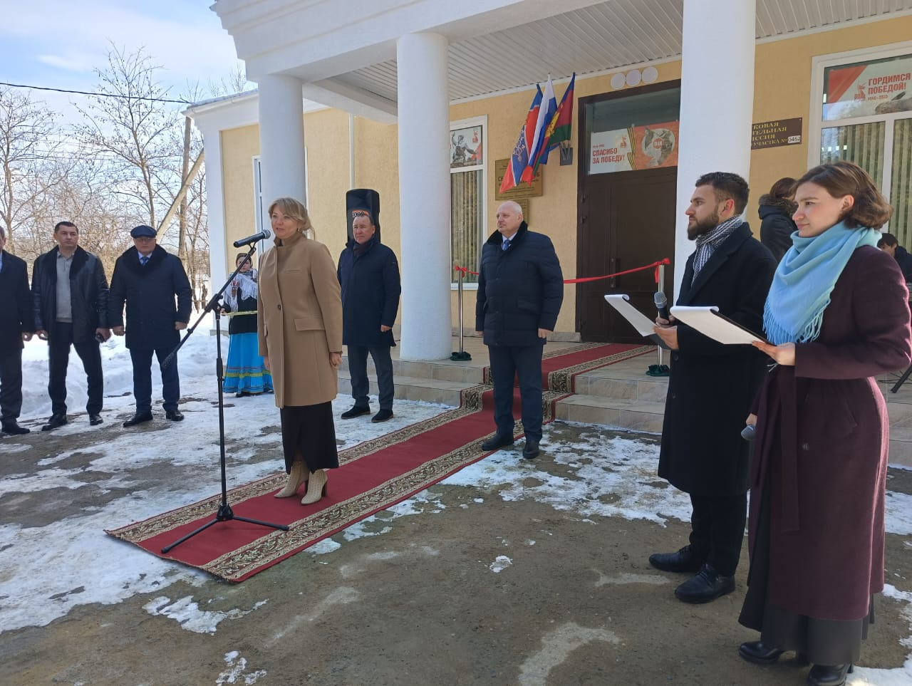 Министр культуры Виктория Лапина открыла после капремонта клуб в хуторе Первомайский 