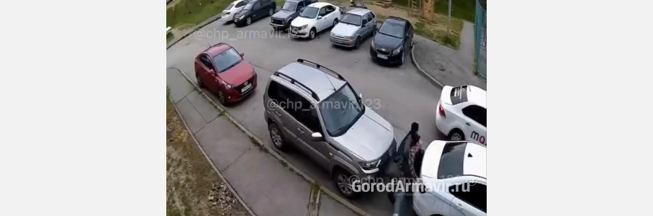 Попавшее на видео похищение девушки в Армавире оказалось свадебной традицией