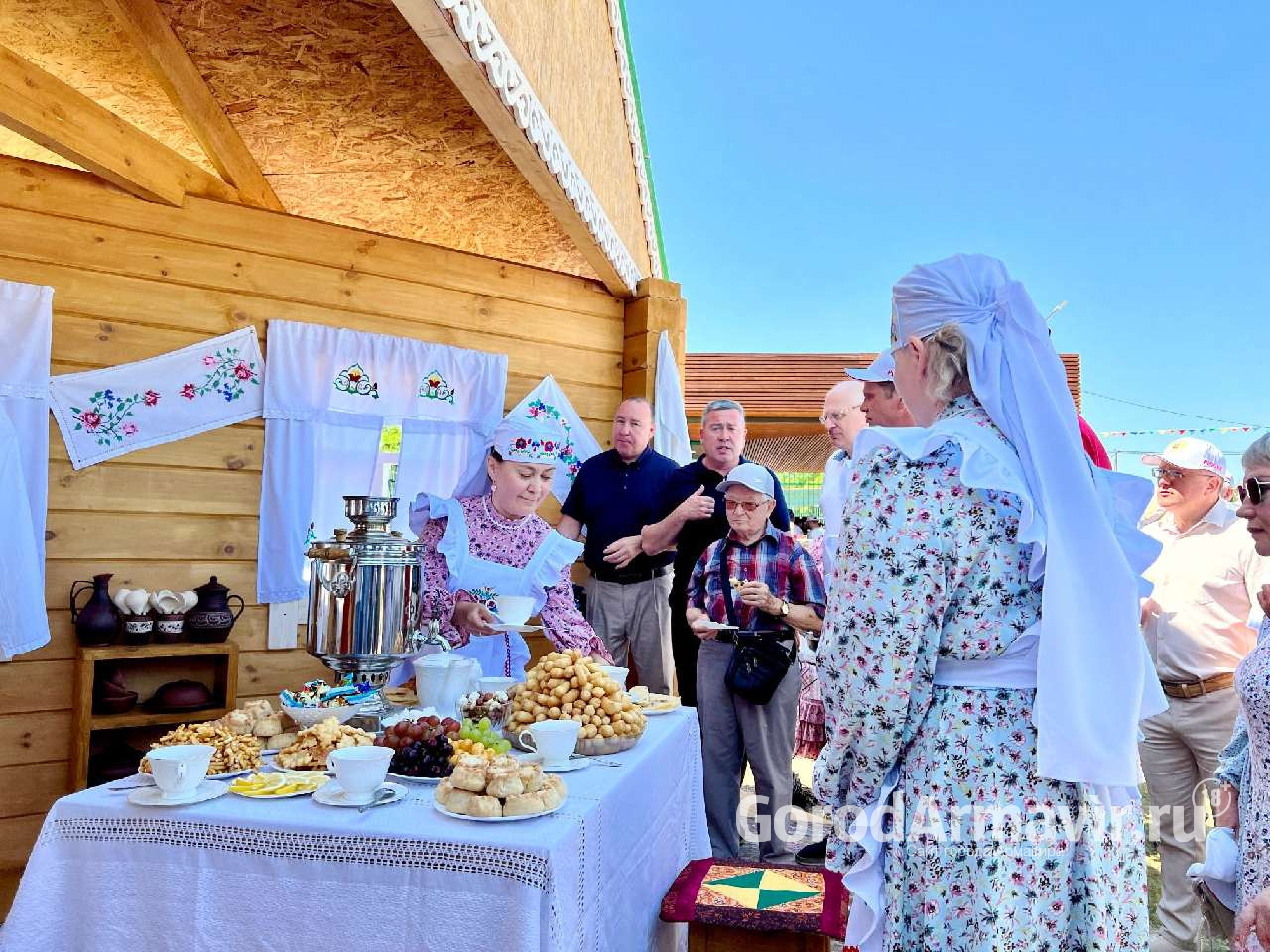 Делегация из Татарстана привезла национальный праздник Сабантуй в Армавир