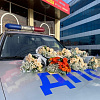 В День матери автоинспекторы Армавира дарили цветы автоледи 