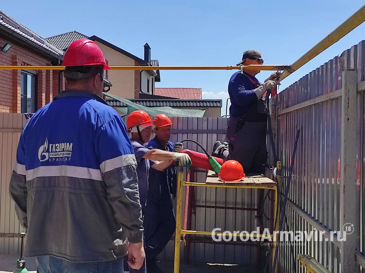 В Армавире газифицировали дом семьи с 3 детьми 
