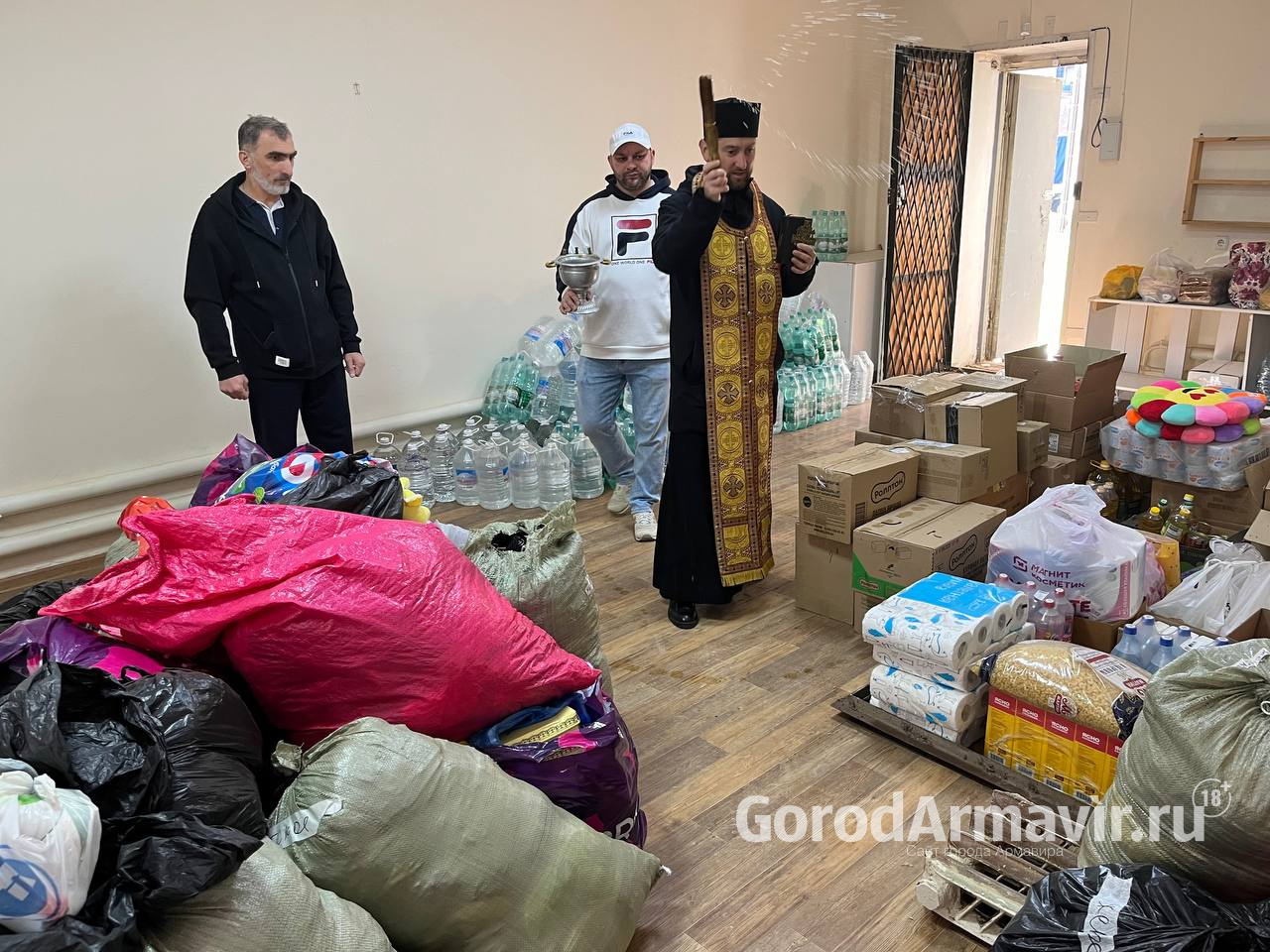 Более 2-х тонн гуманитарных грузов отправила Епархия Армавира 